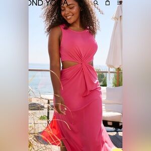 Beyond Yoga Vibrant Pink Activewear Top